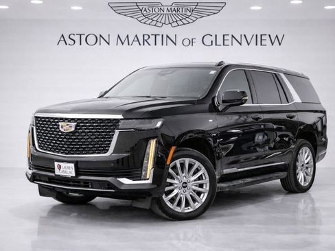 Used 2025 Cadillac Escalade Luxury image 1