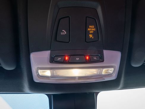 Used 2018 BMW M3 Base image 52