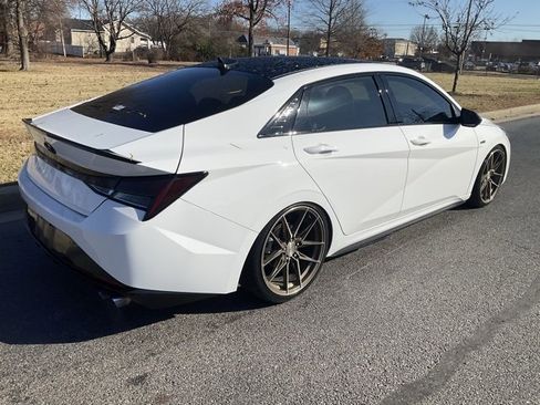 Used 2021 Hyundai Elantra N Line image 11