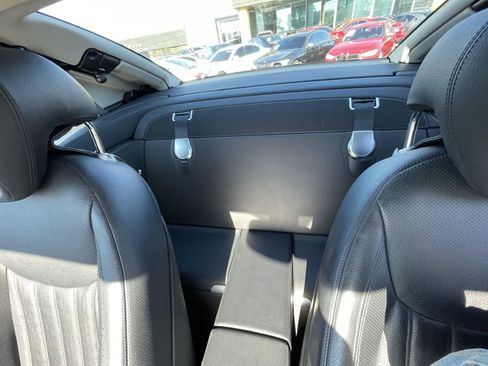 Used 2009 Mercedes-Benz SL 550 image 34