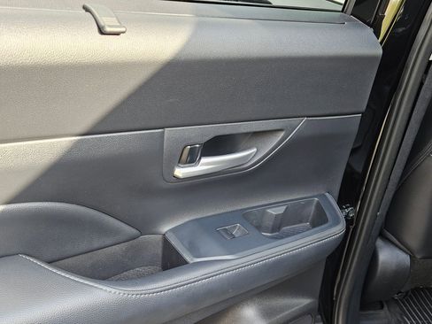 Used 2024 Toyota Grand Highlander Limited image 34