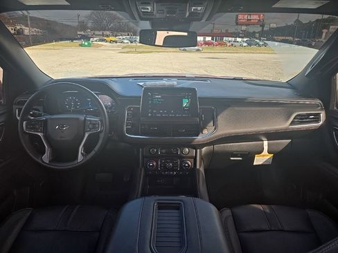 Used 2024 Chevrolet Tahoe RST w/ Luxury Package image 5