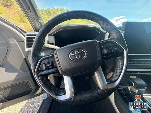 Used 2024 Toyota Tundra Platinum AWD/4WD image 2