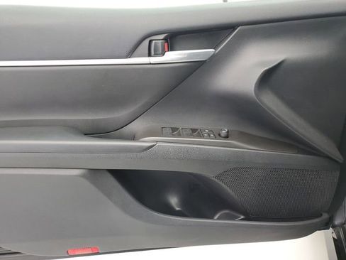 Used 2023 Toyota Camry LE image 19