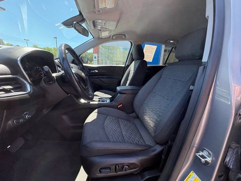 Used 2018 Chevrolet Equinox LT FWD image 11