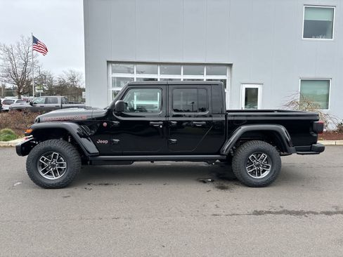 New 2026 Jeep Gladiator Mojave image 2
