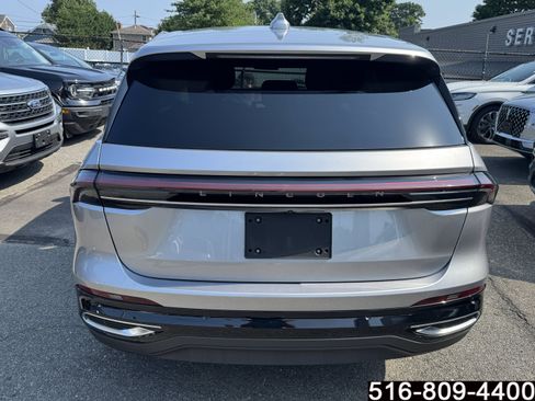Used 2026 Lincoln Nautilus Premier w/ Equipment Group 102A AWD/4WD image 6