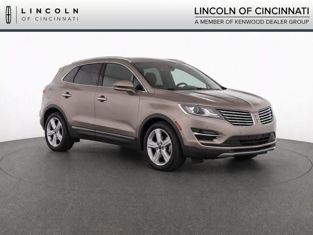 Used 2017 Lincoln MKC Premiere FWD image 1