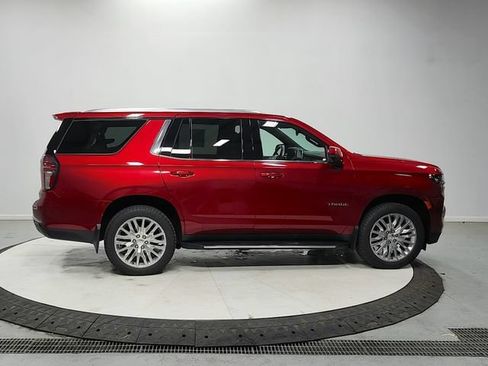 Used 2023 Chevrolet Tahoe LT w/ Luxury Package AWD/4WD image 8