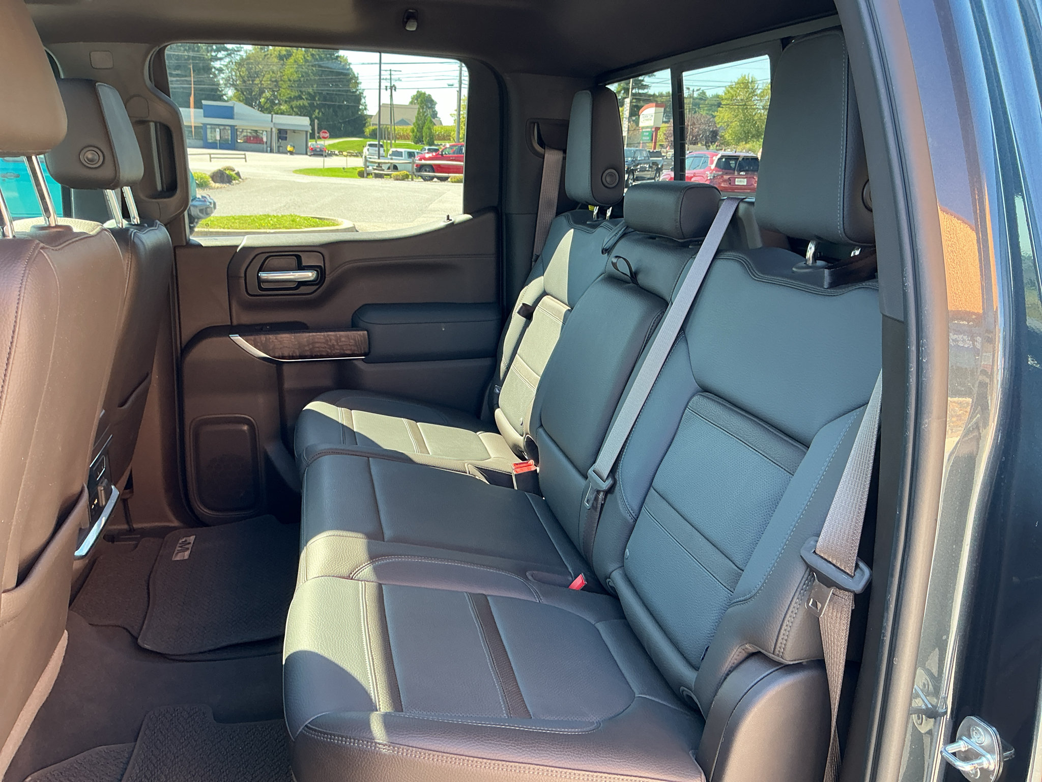 Used 2021 GMC Sierra 1500 Denali w/ Denali Ultimate Package AWD/4WD image 15