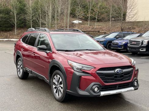 Used 2024 Subaru Outback Limited image 7