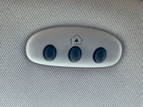 Certified 2023 Lincoln Nautilus Reserve w/ Equipment Group 202A image 34