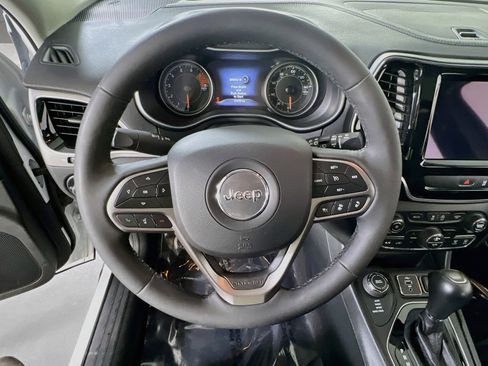 Used 2022 Jeep Cherokee Limited AWD/4WD image 11