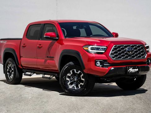 Used 2021 Toyota Tacoma TRD Off-Road image 6