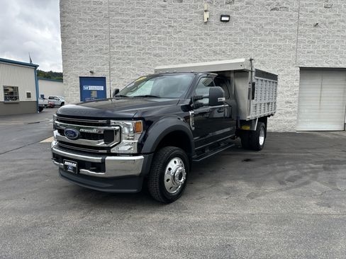 Used 2022 Ford F550 4x4 SuperCab Super Duty w/ XLT Value Package image 2