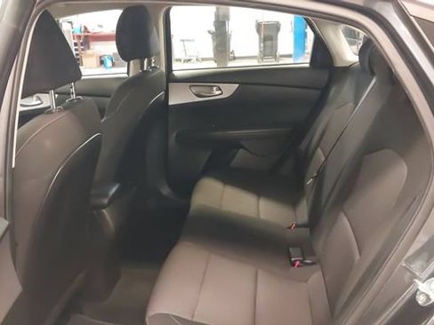Used 2023 Kia Forte LXS FWD image 33
