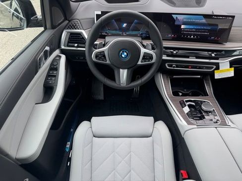 New 2026 BMW X5 xDrive50e AWD/4WD image 19
