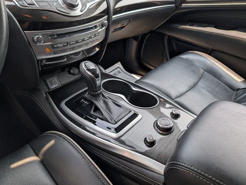 Used 2019 INFINITI QX80 Luxe w/ Proassist Package AWD/4WD image 22