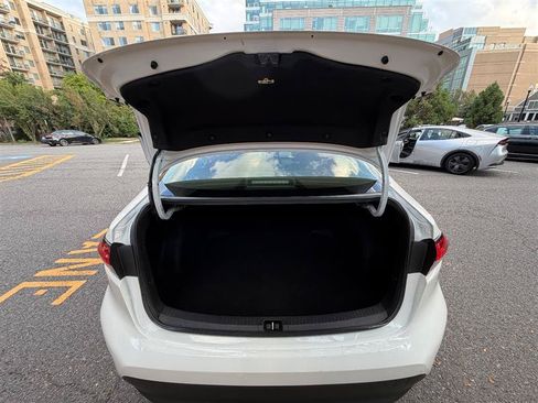 Used 2025 Toyota Corolla LE FWD image 23
