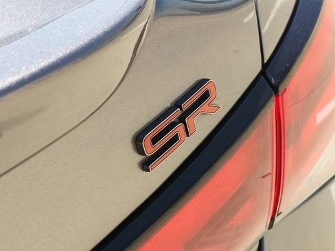 Used 2025 Nissan Sentra SR FWD image 11
