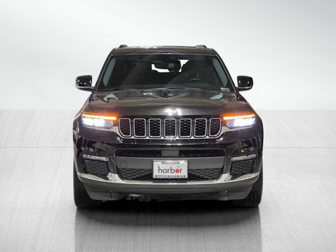 Used 2021 Jeep Grand Cherokee L Limited image 3