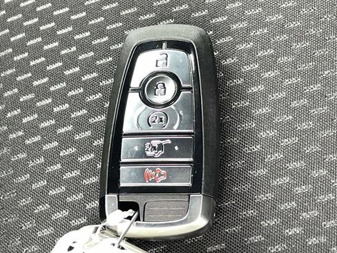 New 2026 Ford Escape ST-Line w/ Tech Pack #1 AWD/4WD image 4