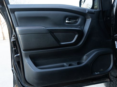 Used 2024 Nissan Titan PRO-4X w/ Pro-4x Convenience Package image 38