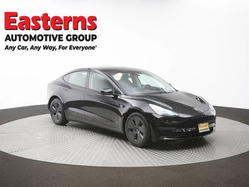 Used 2023 Tesla Model 3 Standard Range RWD image 42
