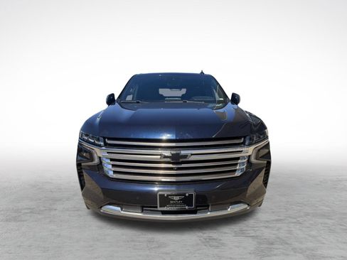 Used 2024 Chevrolet Tahoe High Country AWD/4WD image 7