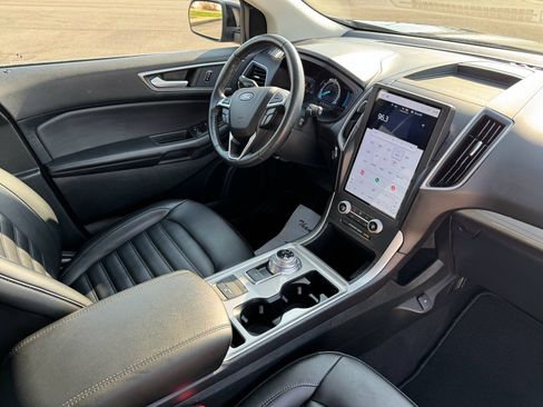 Certified 2023 Ford Edge SEL w/ Convenience Package image 13