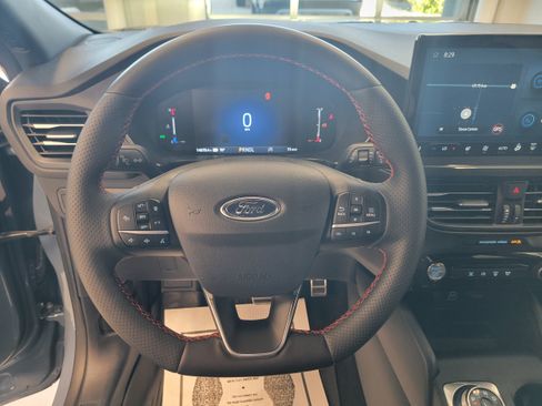 Used 2024 Ford Escape ST-Line w/ Tech Pack #1 AWD/4WD image 15