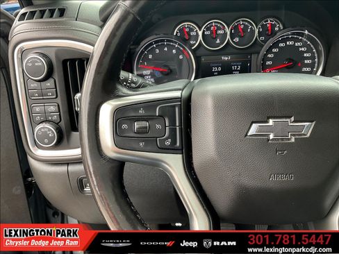 Used 2021 Chevrolet Silverado 1500 LT Trail Boss w/ Bed Protection Package AWD/4WD image 12