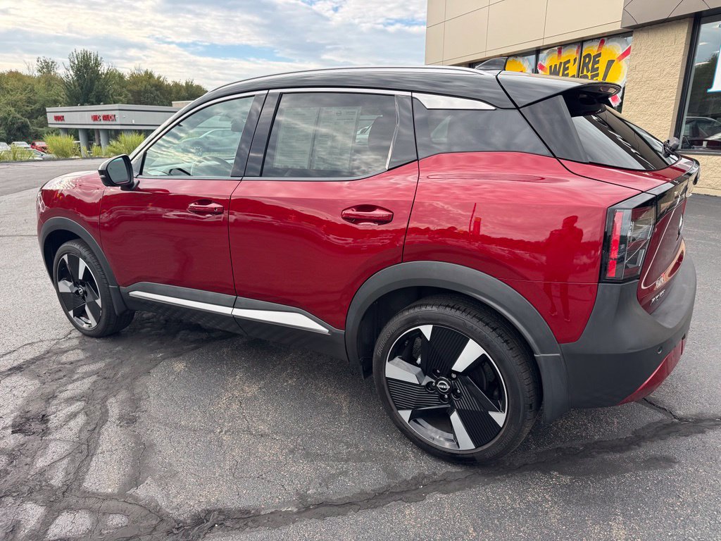 Used 2025 Nissan Kicks SR AWD/4WD image 7
