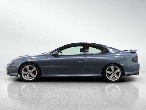 Used 2006 Pontiac GTO image 2