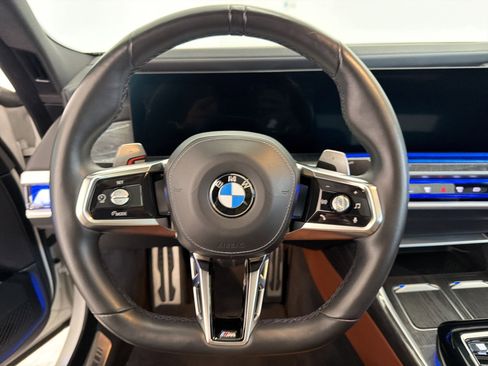 Certified 2024 BMW 760i xDrive AWD/4WD image 18