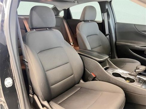Used 2021 Chevrolet Malibu LT image 7