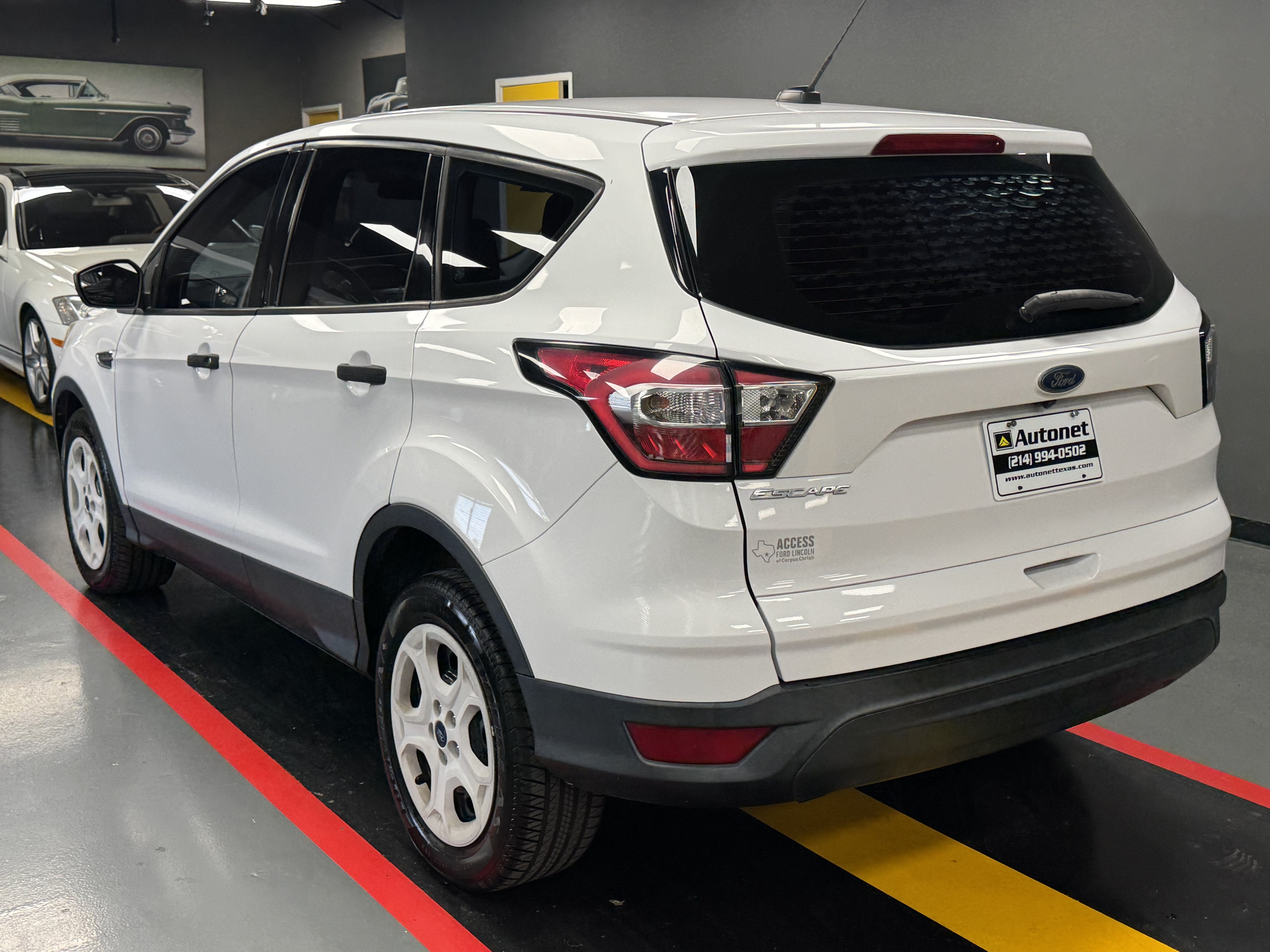 Used 2017 Ford Escape S FWD image 4
