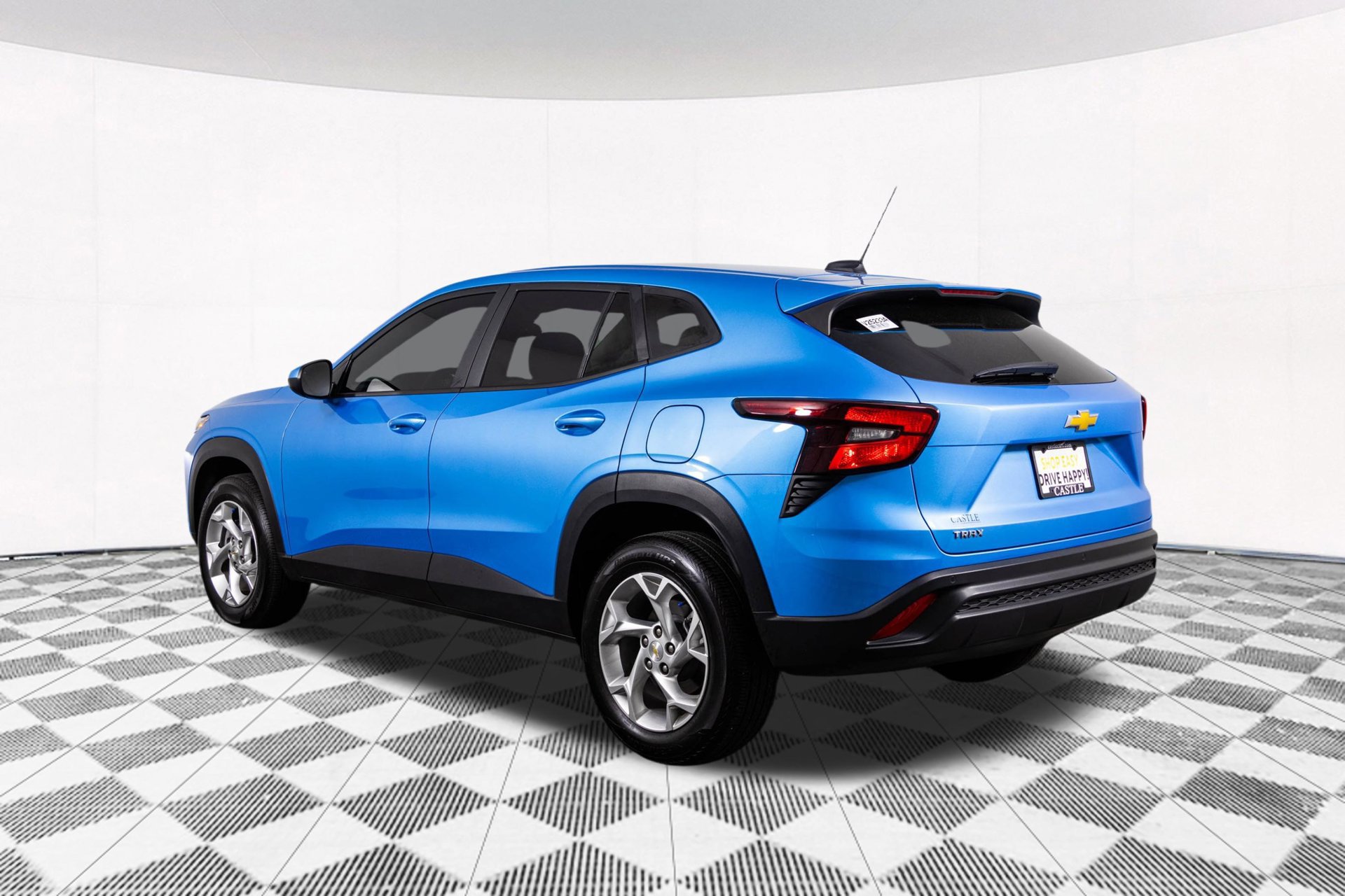 Used 2025 Chevrolet Trax LS w/ LS Convenience Package FWD image 15