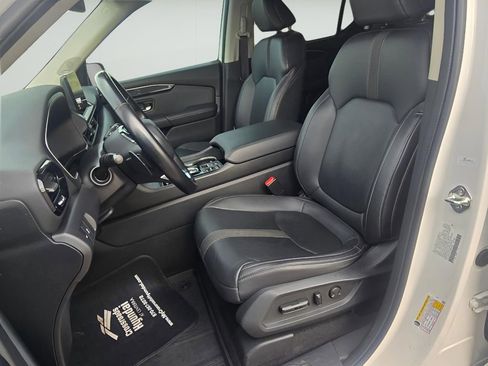 Used 2024 Honda Pilot Touring image 21