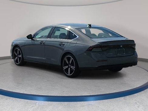 Used 2024 Honda Accord Sport image 7