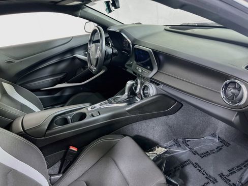 Used 2022 Chevrolet Camaro SS RWD image 26