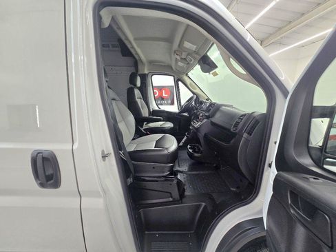 Used 2023 RAM ProMaster 2500 FWD image 19