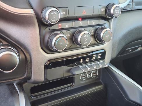 Used 2020 RAM 1500 Big Horn image 17