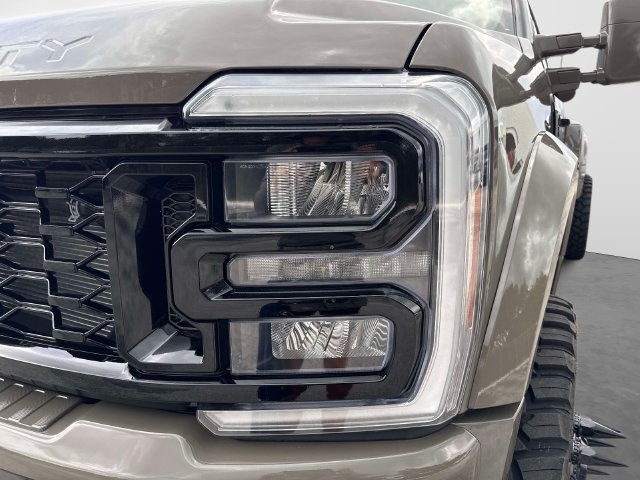 Used 2026 Ford F450 King Ranch w/ Chrome Package AWD/4WD image 10