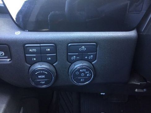 Used 2025 Chevrolet Silverado 1500 RST image 14