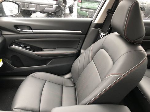 New 2025 Nissan Altima 2.5 SR w/ SR Premium Package image 30