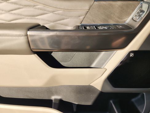 New 2025 Ford F250 Platinum w/ Platinum Plus Package image 21