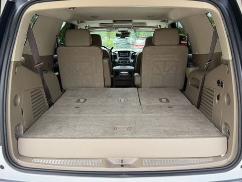 Used 2019 Chevrolet Tahoe Premier AWD/4WD image 14
