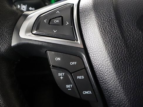 Used 2024 Ford Edge SEL image 36