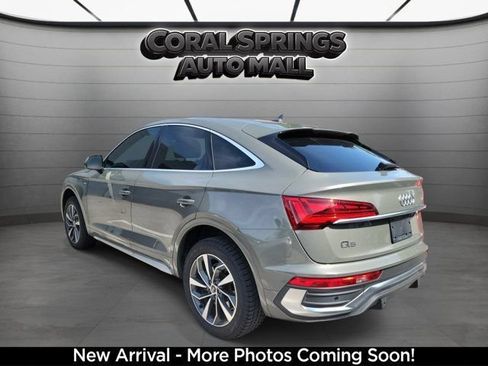 Used 2023 Audi Q5 2.0T Premium w/ Convenience Package AWD/4WD image 3